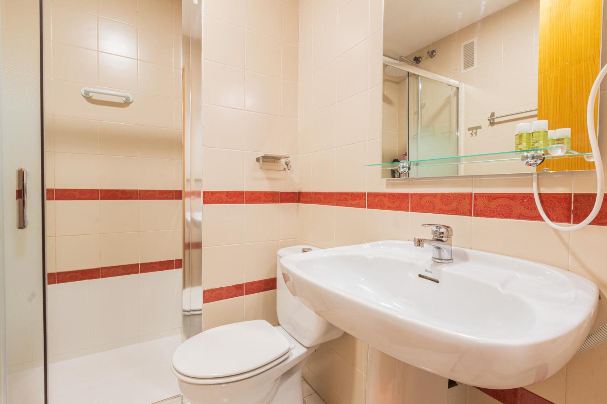 Menabrea Holiday House Near The Beach And Airport Santa Pola Esterno foto