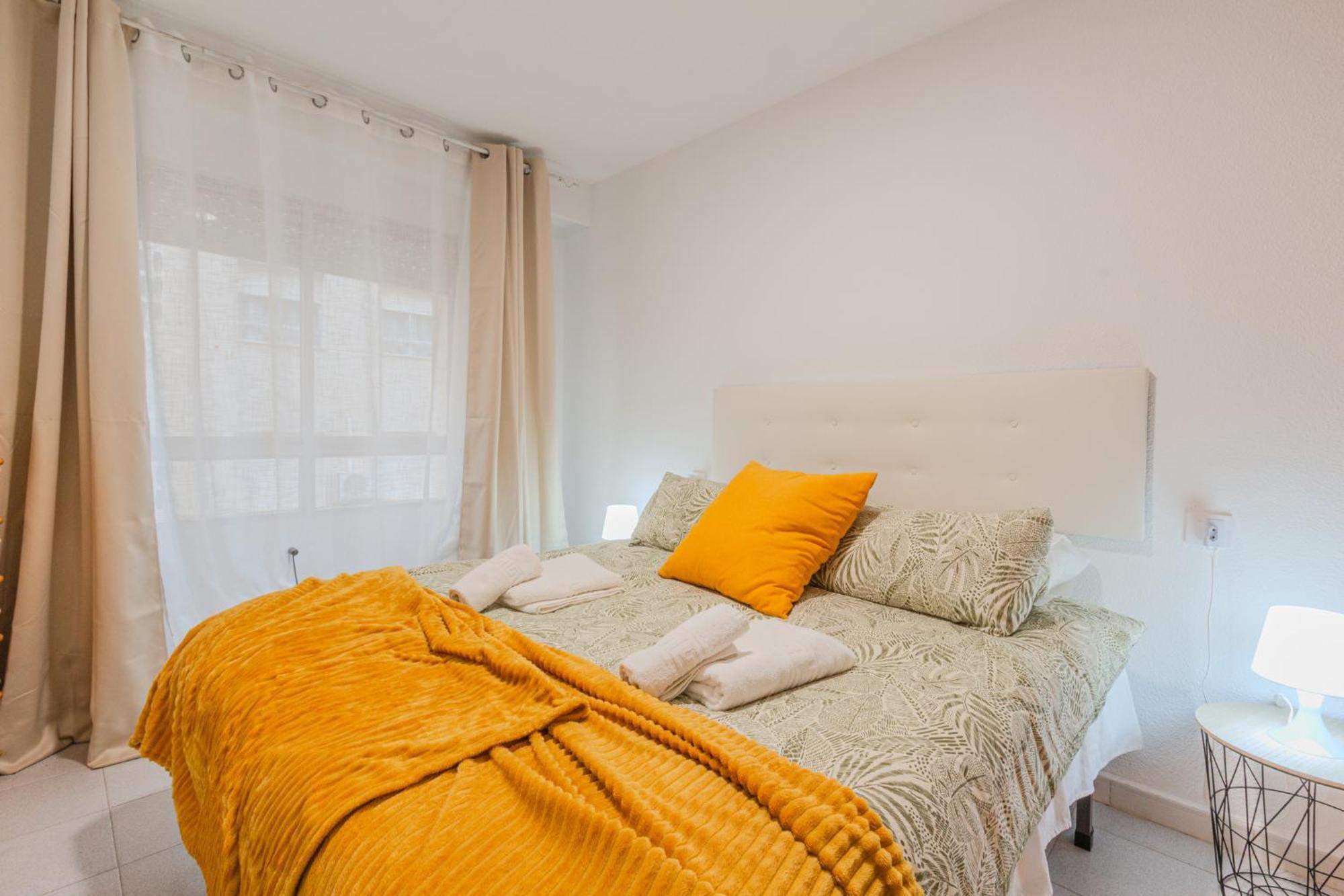Menabrea Holiday House Near The Beach And Airport Santa Pola Esterno foto